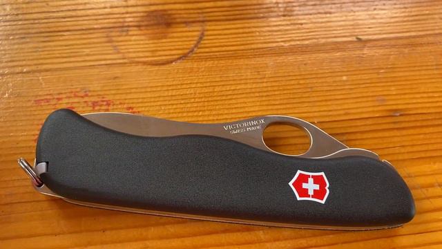 Нож перочинный VICTORINOX Sentinel One Hand (0.8413.M3, Швейцария) Обзор / Swiss Knife