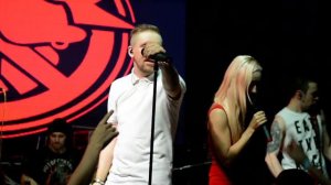 Элизиум и Блондинка КсЮ  - Время Не Ждёт (live)