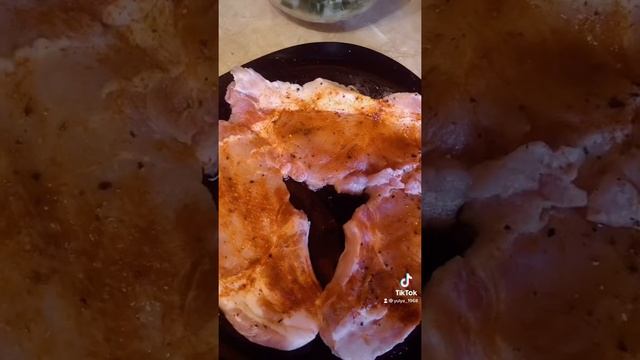 Готовим натуральные свиные котлеты смотреть онлайн