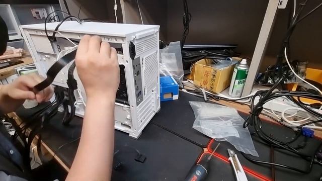 쇼핑몰로 주문해 주신 JONSBO D31 케이스 조립해봤습니다. смотреть онлайн