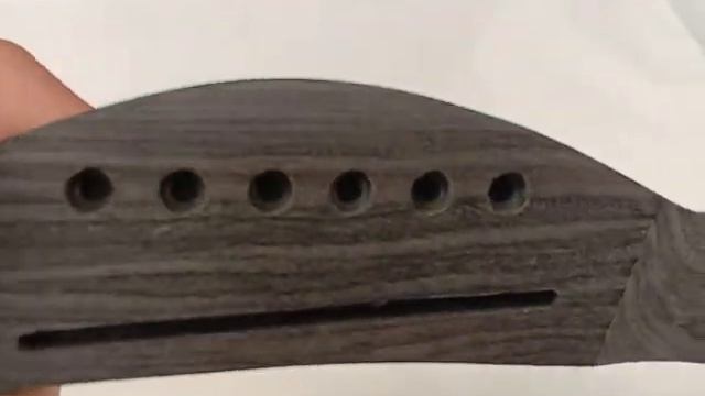 струнодержатель для шестиструнной акустической гитары смотреть онлайн