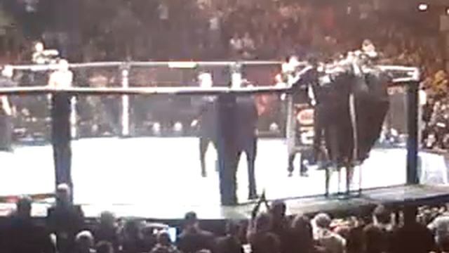 Randy Couture vs Brandon Vera Announced in ring UFC 105 смотреть онлайн