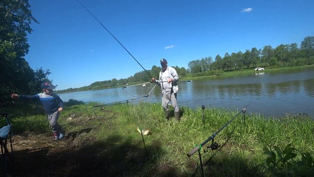 Рыбалка с Сыном/ Отличный день/ Летающие черви! смотреть онлайн
