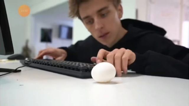 10 способов как сломать яйцо смотреть онлайн