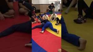 Уроки борьбы | Как уйти из болевого на руку | Рычаг локтя #judo #division #спорт #ztdivision #sambo