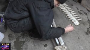 Установка ППРА в двухламповый светильник