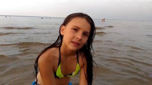 Купаюсь на Азовском море 2017