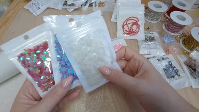 Обзор покупок для творчества | AliExpress | стразовая цепочка, пайетки, бусины, трафареты...