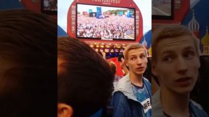 Болельщики поют песню МакSим-Знаешь ли ты Матч Россия-Хорватия