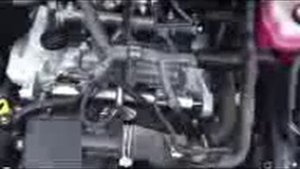 стук под капотом тойота приус