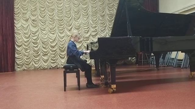 Марьясова Алиса - Бах. Гавот из Французской сюиты G-dur смотреть онлайн