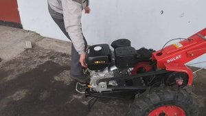 Мотоблок гибрид с бензиновым двигателем от компании вейма , мощностью 16 л.с.