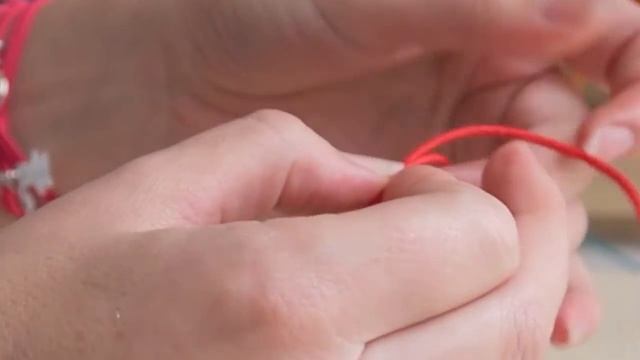 How to make sliding knots - by Merci Maman смотреть онлайн