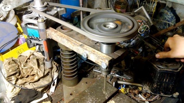 Полусамодельная сверлилка из стойки под дрель. Пока полуфабрикат. смотреть онлайн