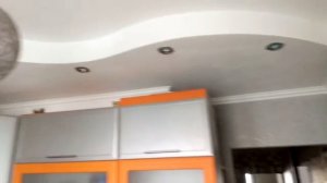 Прячем гофру под вытяжку на кухне