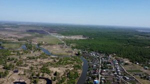 ДЕРЕВНЯ КОСТЫЛИ ( Челябинская область ) Река Миасс . Вид с дрона.
