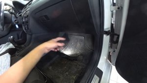Skoda Rapid замена фильтра салона