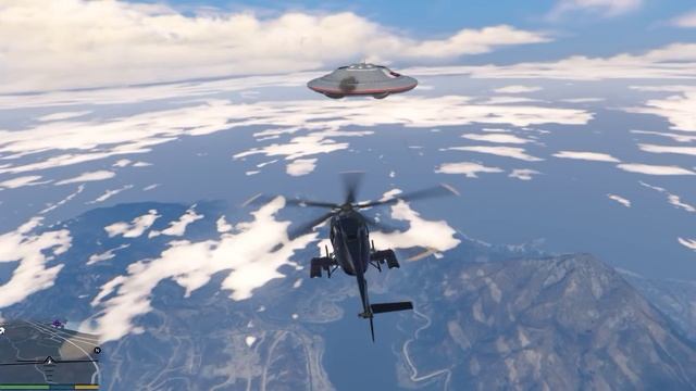GTA 5 - Атакуем Летающую Тарелку [Атака на НЛО + Попытка сесть на НЛО] смотреть онлайн