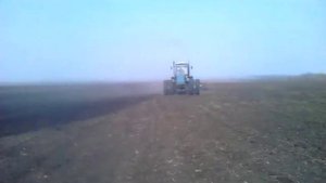 Трактор хтз 16331 на сдвоенных колесах 16.9-R38.