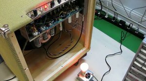 Light Bulb Current Limiter with 5E3 Amp