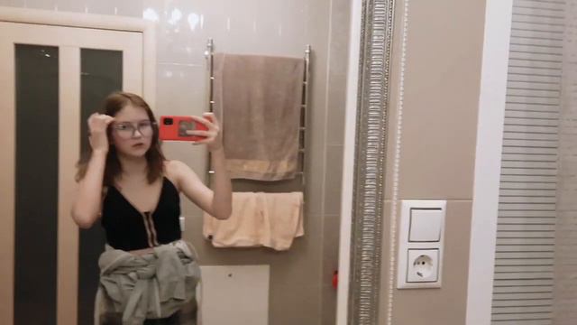 Она пыталась сделать ламинирование дома🤷🏽♀️ смотреть онлайн