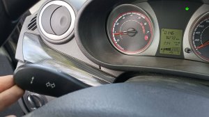 Не отщелкивается рычаг поворотника при возврате руля в исходное положение. Ремонт на коленке.