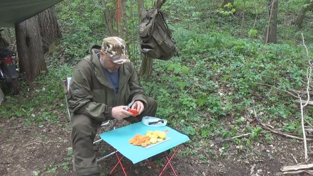 "ЗАГОВОРЕННАЯ КУРИЦА!" Готовим в походе. Один в лесу с ночевкой. Часть 1.