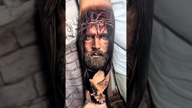 татуировка на руке Иисус Христос #shorts #tattoo #jesus