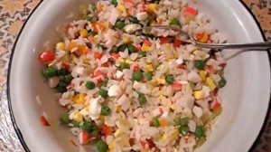 Салат с гавайской смесью и крабовыми палочками. Салат гавайский рецепт.