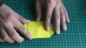 Оригами из бумаги рыба пиранья. Origami paper piranha fish