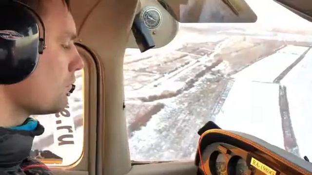 Прогулочный полет для 1-3 чел на самолете Piper Cherokee, аэродром Воскресенск, Воскресенский район смотреть онлайн