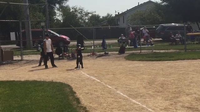 Abraham's First T-Ball Game смотреть онлайн