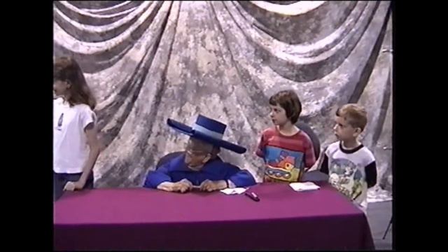 Munchkin 63 Years after Wizard of Oz Role (Coroner) смотреть онлайн