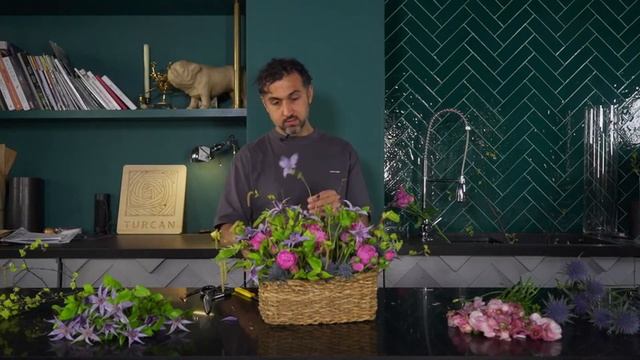 ПРЯМОЙ ЭФИР | Весенняя цветочная корзина / Дмитрий Туркан #магияфлористики #азбукафлориста