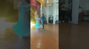 "Я люблю тебя слышишь" (вальс)