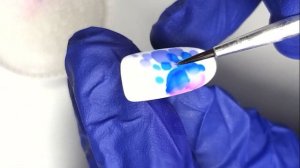 Летний дизайн ногтей акварельными каплями "Акварельная иллюзия"