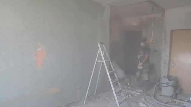 Демонтаж стены