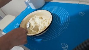 САМЫЕ ВКУСНЫЕ СЫРНИКИ С МАНКОЙ.