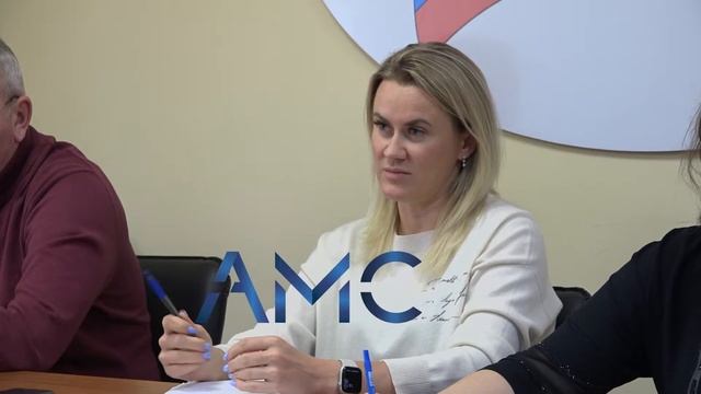 Встреча с собственниками и председателями совета. Редакционное видео смотреть онлайн