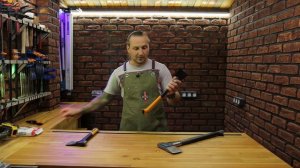 Новый топор от DeWALT