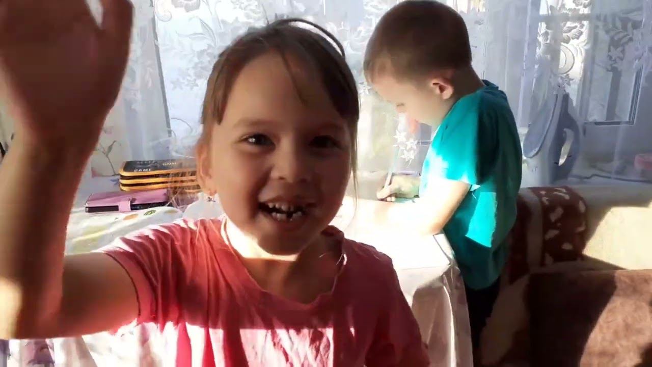 377/Плохо взошла астра.Лужи,грязь,гололёд.Обиделась.