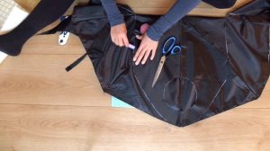 DIY REUSABLE SHOPPING BAG FROM UMBRELLA