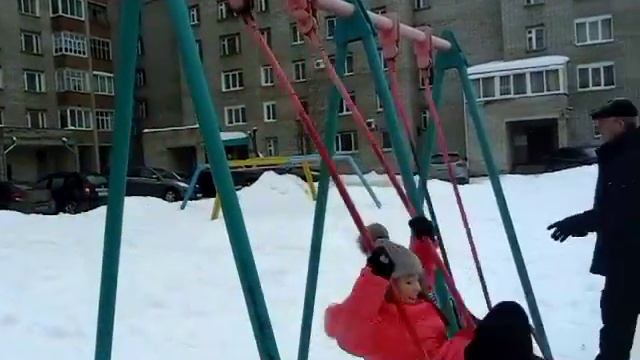 Я качаюсь на качелях смотреть онлайн