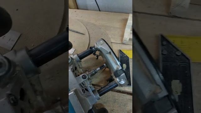 Полезно знать. Спасибо дяде Мише. (Очередной способ снять цангу с фрезера) смотреть онлайн