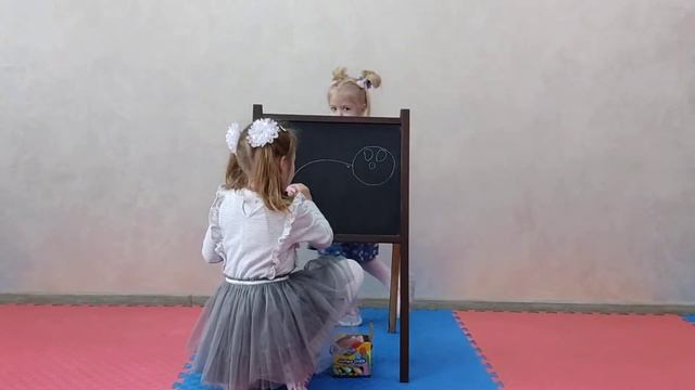 "Мышонок и карандаш" В. Сутеев. смотреть онлайн