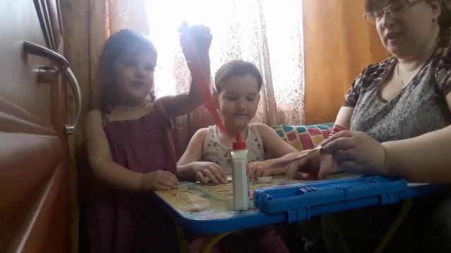 Сюрприз от девчонок, сделанный своими руками. смотреть онлайн