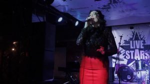 Pui Che Poui (Эрос Рамаццотти, Шер) - Вероника Козловски (Вокал) - Айал Сильверсан