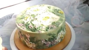 объемные цветы кремом на торте