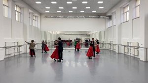 Сценический танец. Аллеманда, кадриль, современная хореография. Актёрский курс.