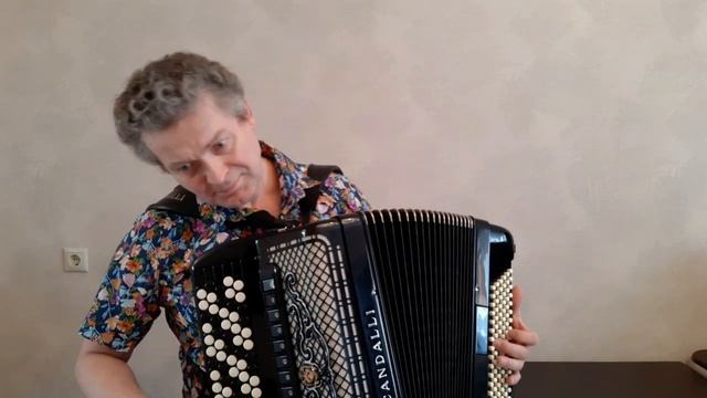 MINUET смотреть онлайн